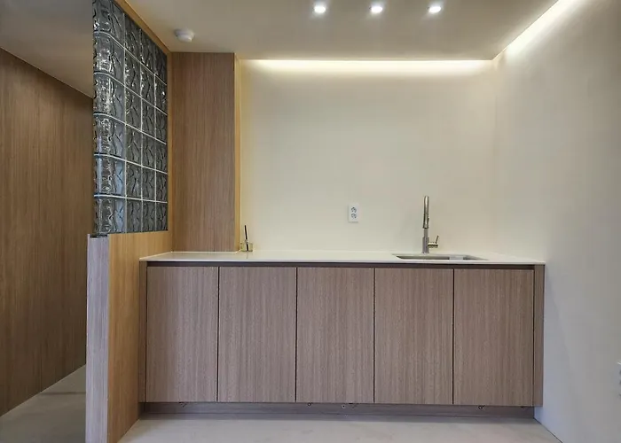 #102 Free Luggage Stn 5min Check * Busan